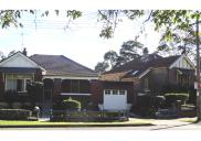 , Two houses built by Henry Green in Warringah Road, Cammeray, dating to around 1915. Photograph by Ian Hoskins, 2015